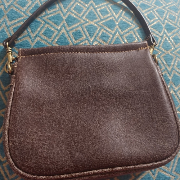 Small pouch wristlet - Picture 2 of 5